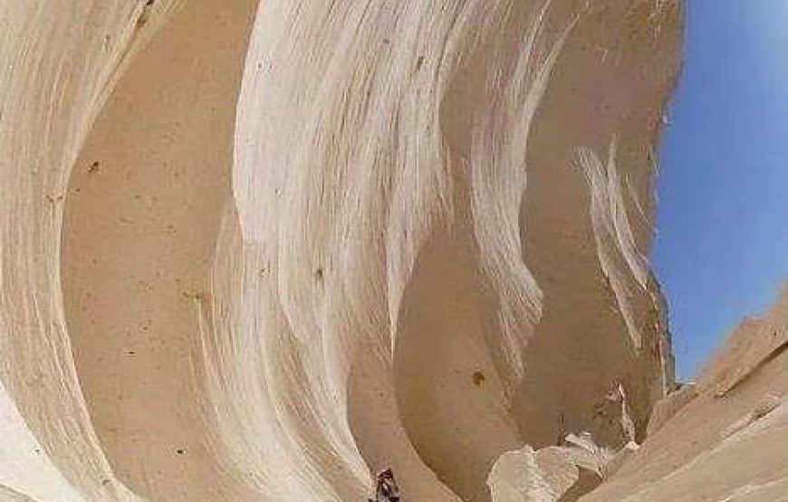 (caire et giza – oasis bahrya le désert blanc et noire – siwa – hurghada )